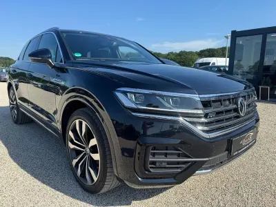 Gebraucht VW Touareg R-line 286 PS (210 kW) 2020 Moonlight blue SUV
