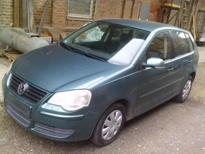 Gebraucht VW Polo Comfortline 54 PS (39 kW) 2002 Grün Limousine