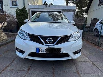 Gebraucht Nissan Pulsar Tekna 116 PS (85 kW) 2015 Weiß Kleinwagen
