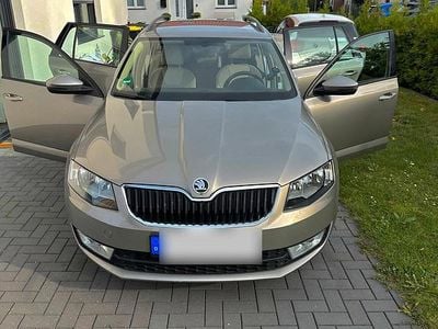 Second-hand Skoda Octavia 2017 Andere farben Break