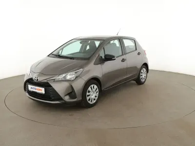 Gebraucht Toyota Yaris 111 PS (81 kW) 2018 Grau Limousine