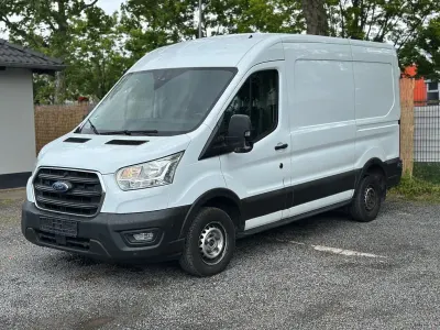 Gebraucht Ford Transit Trend 105 PS (77 kW) 2022 Weiß Van / Kleinbus
