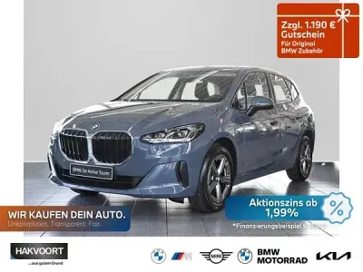 Gebraucht BMW 220 Active Tourer Luxury Line 156 PS (114 kW) 2025 Sparkling kupfergrau metallic Van / Kleinbus