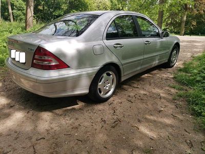 Mercedes C220