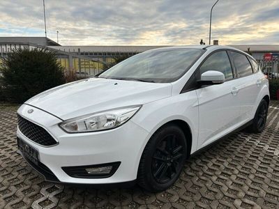 gebraucht Ford Focus EcoBoost*Business*Automatik*Limo*Navi*PDC