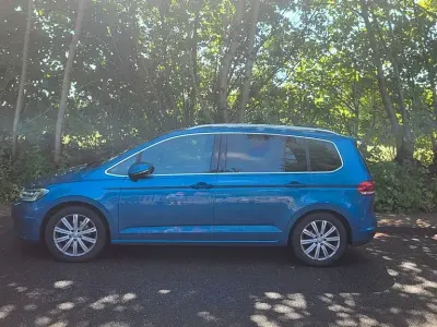 Gebraucht VW Touran Highline 150 PS (110 kW) 2017 Blau Van / Kleinbus