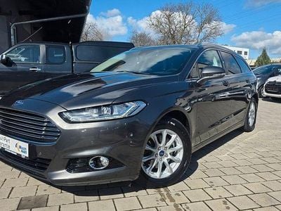 Gebraucht Ford Mondeo Titanium 179 PS (131 kW) 2015 Grau Limousine