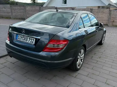 Gebraucht Mercedes C180 152 PS (111 kW) 2011 Limousine
