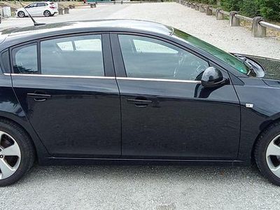 Gebraucht Chevrolet Cruze 141 PS (103 kW) 2011 Schwarz Limousine
