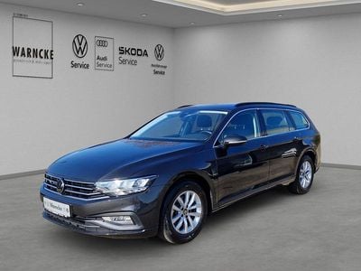 Gebraucht VW Passat Business 150 PS (110 kW) 2023 Mangangrau metallic Kombi