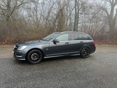 Schwarz Gebraucht 2011 Mercedes C250 AMG line Kombi | 8.950 € (Fairer Preis)