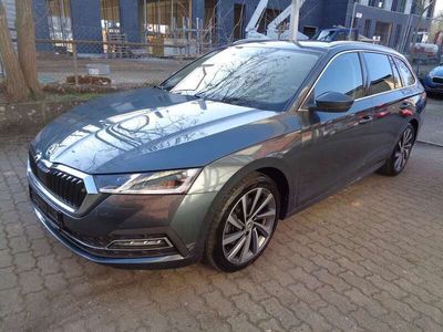 gebraucht Skoda Octavia 2.0 TDI Style DSG