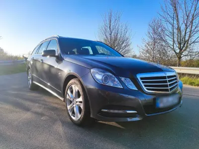 Gebraucht Mercedes E250 Avantgarde 204 PS (150 kW) 2010 Grau Kombi