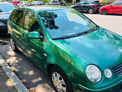Grau Gebraucht 2003 VW Polo Kleinwagen | 1.000 € (Guter Preis)