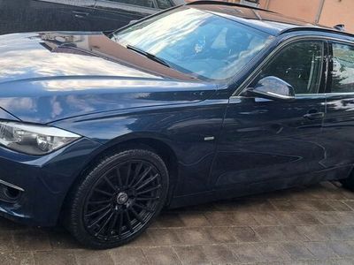 gebraucht BMW 320 d Luxury Line 8fach Bereift