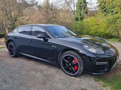 Porsche Panamera GTS