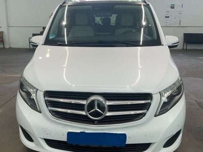 Mercedes V250