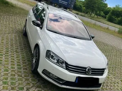 Gebraucht VW Passat Business 140 PS (102 kW) 2014 Weiß Kombi