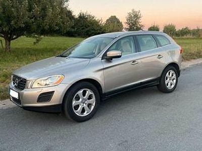 Gebraucht Volvo XC60 Summum 163 PS (119 kW) 2012 Beige SUV