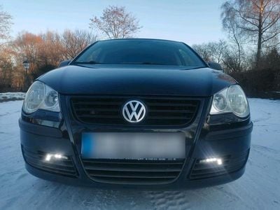 Gebraucht VW Polo 64 PS (47 kW) 2005 Schwarz Kleinwagen