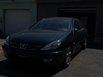 Gebraucht Peugeot 607 133 PS (97 kW) 2004 Andere farben Limousine