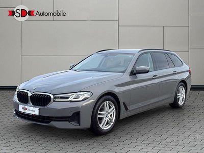 Gebraucht BMW 520 Sport Line 190 PS (139 kW) 2021 Grau Kombi