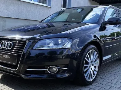 Gebraucht Audi A3 Sportback Ambiente 125 PS (91 kW) 2011 Schwarz Kleinwagen