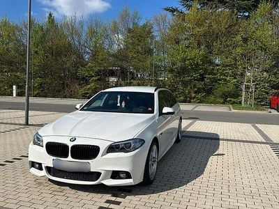Gebraucht BMW 520 M Sport 190 PS (139 kW) 2016 Weiß Kombi
