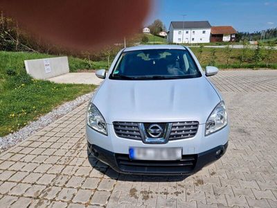 gebraucht Nissan Qashqai j10 1.6 benziner mit Tüv bis 12.2025.