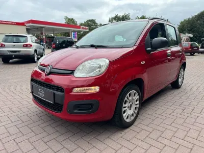 Gebraucht Fiat Panda 69 PS (50 kW) 2014 Rot Kleinwagen