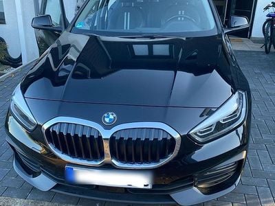 Gebraucht BMW 116 116 PS (85 kW) 2020 Schwarz Kleinwagen
