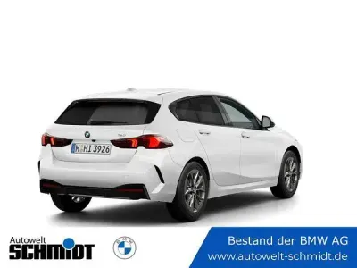 Gebraucht BMW 120 Shadowline 170 PS (125 kW) 2025 Alpinweiß uni Kleinwagen