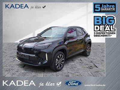 Neu Toyota Yaris Hybrid 131 PS (96 kW) 2026 Black mica / ink Kleinwagen