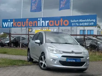 Gebraucht Citroën C3 SELECTION 82 PS (60 kW) 2016 Grau Kleinwagen