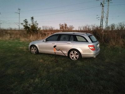 Gebraucht Mercedes 220 170 PS (125 kW) 2009 Silber Kombi