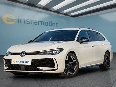 Gebraucht VW Passat 150 PS (110 kW) 2024 Weiß Kombi