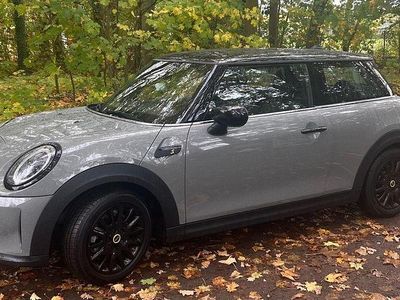 Second-hand Mini Cooper SE Classic 135 kW (184 CP) 2022 Gri Hatchback