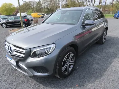 Używany Mercedes GLC250 Exclusive 204 KM (150 kW) 2016 Szary SUV