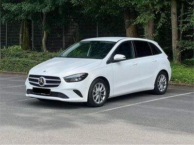 Mercedes B220