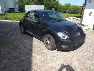 Gebraucht VW Beetle 105 PS (77 kW) 2012 Schwarz Kleinwagen