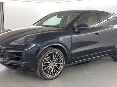 Second-hand Porsche Cayenne Sport 462 CP (339 kW) 2023 Albastru SUV