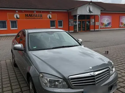 Gebraucht Mercedes C200 184 PS (135 kW) 2009 Silber Limousine