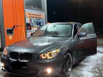 Usata BMW 530 M Sport 218 CV (160 kW) 2004 Grigio Berlina