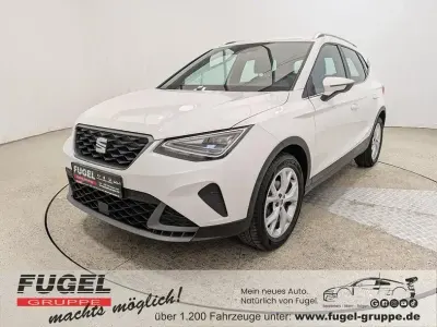 Gebraucht Seat Arona FR Sport 110 PS (80 kW) 2023 "candy" weiss SUV