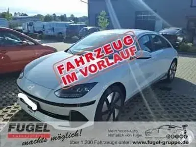 Gebraucht Hyundai Ioniq 6 111 kW (151 PS) 2023 Serenety white pearl / mic Limousine