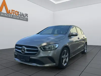 Gebraucht Mercedes B180 136 PS (100 kW) 2020 Silber Van / Kleinbus