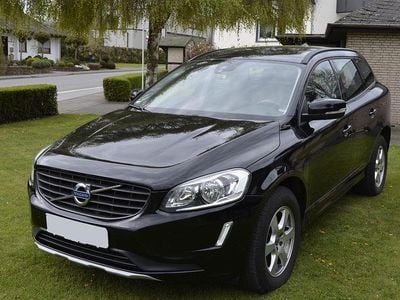 Second-hand Volvo XC60 Kinetic 150 CP (110 kW) 2017 Negru SUV