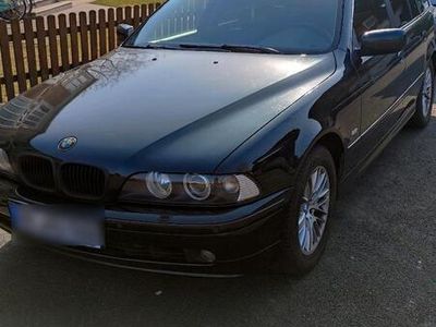 BMW 525