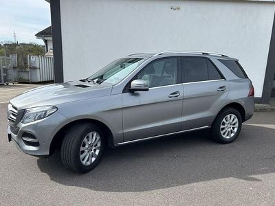 Gebraucht Mercedes GLE250 204 PS (150 kW) 2016 Silber SUV