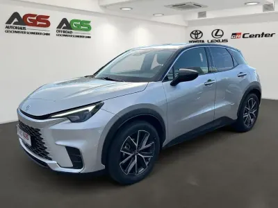 Gebraucht Lexus LBX 136 PS (100 kW) 2025 Silber SUV